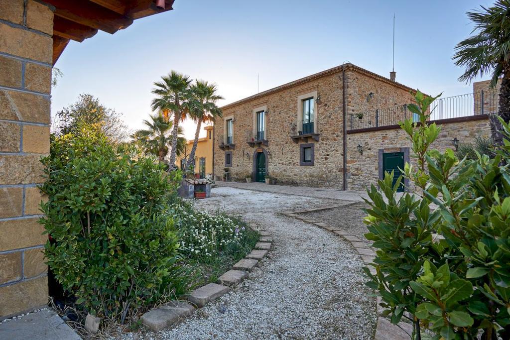 Вілла Agriturismo Conte Ruggero Centuripe Екстер'єр фото