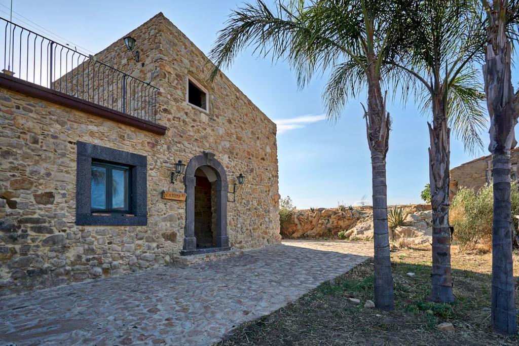 Вілла Agriturismo Conte Ruggero Centuripe Екстер'єр фото